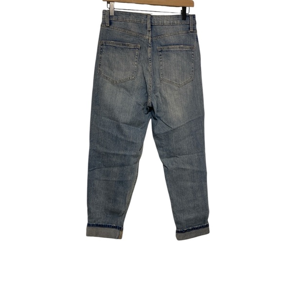 Highest rise mom jean size 6 - Picture 3 of 9